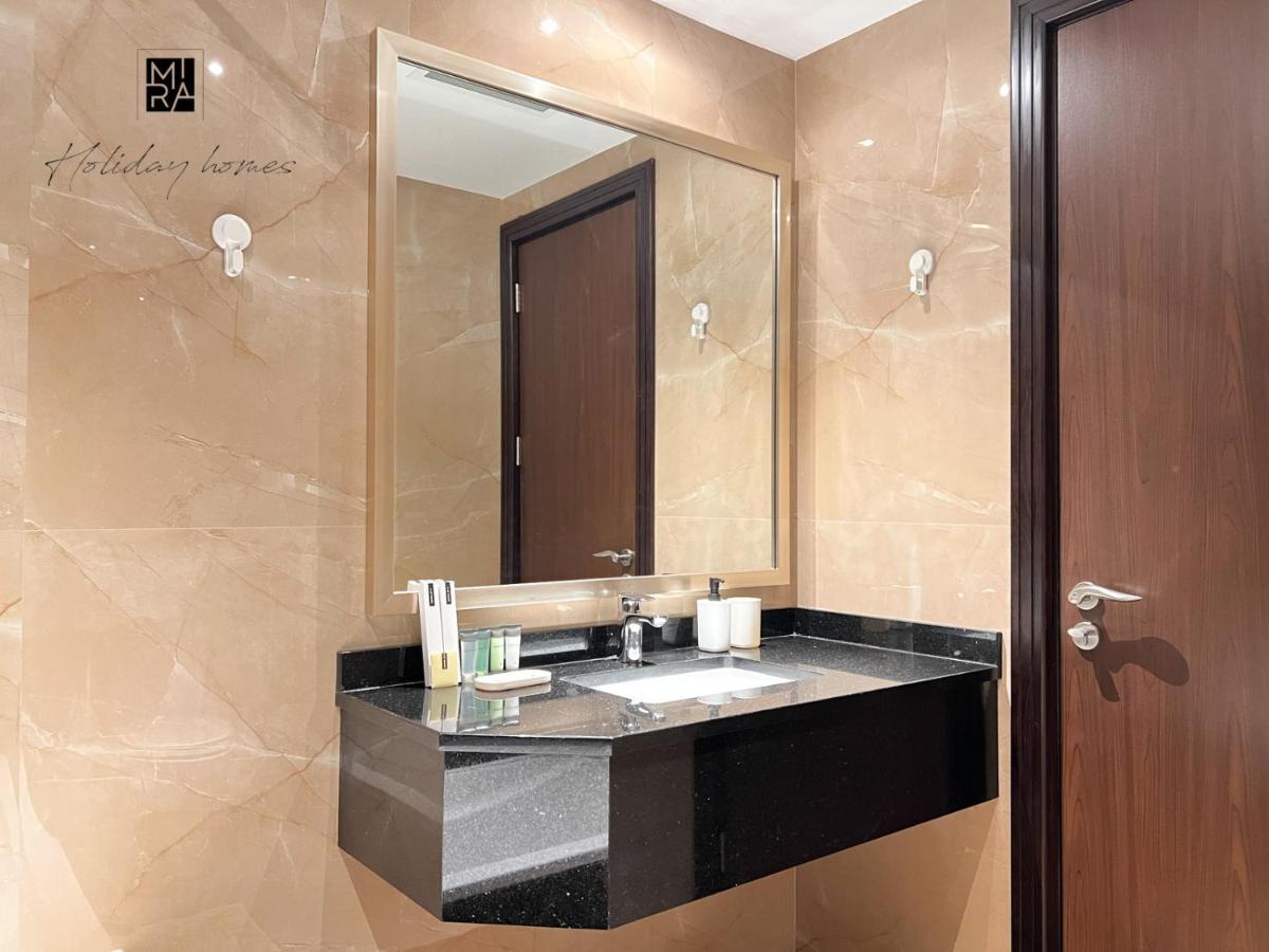 Mira Holiday Homes - Newly Furnished Studio In Downtown Dubaï Extérieur photo
