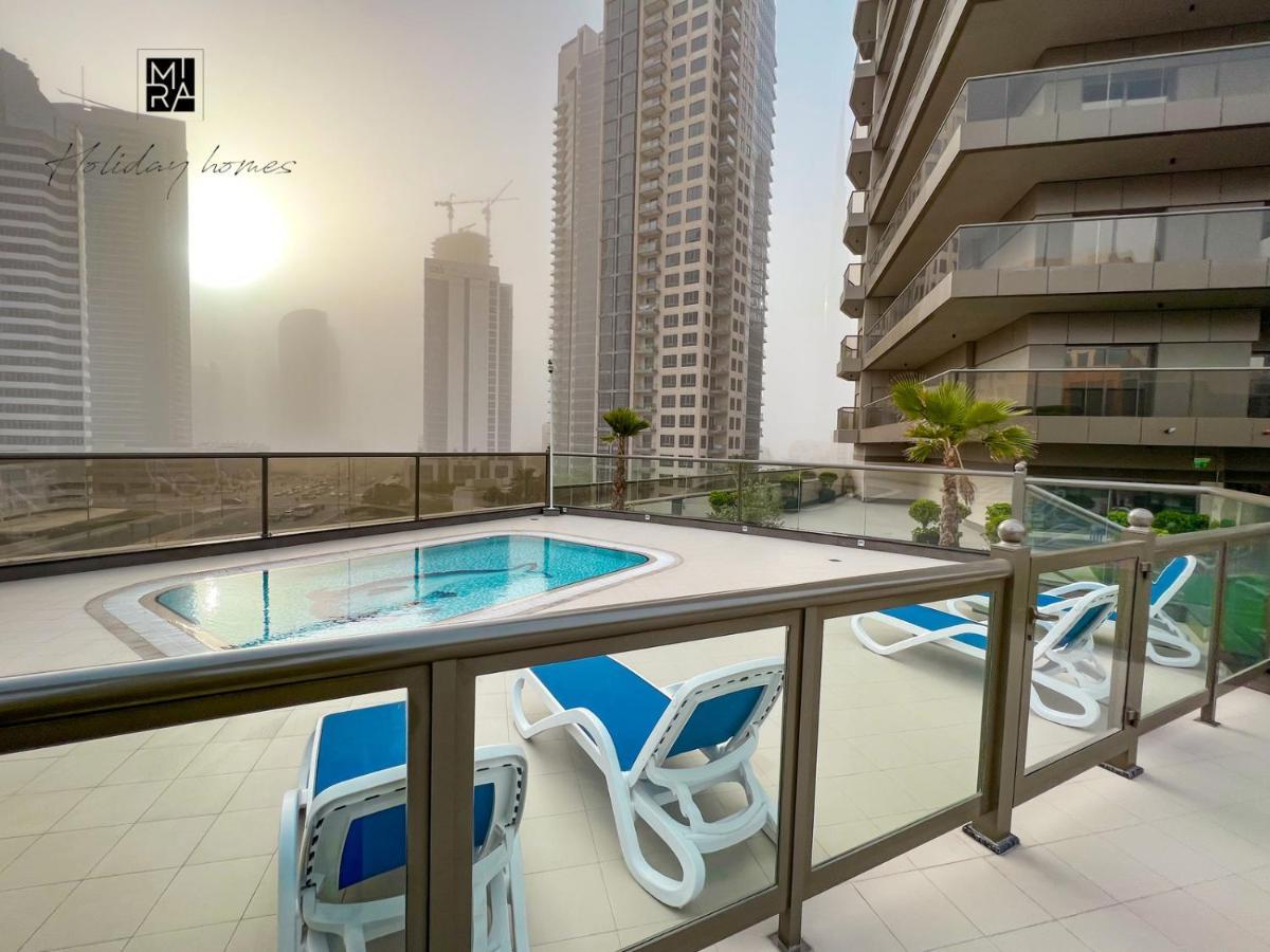 Mira Holiday Homes - Newly Furnished Studio In Downtown Dubaï Extérieur photo