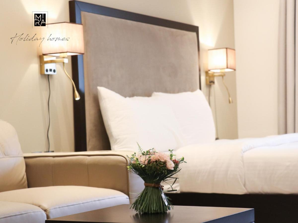 Mira Holiday Homes - Newly Furnished Studio In Downtown Dubaï Extérieur photo