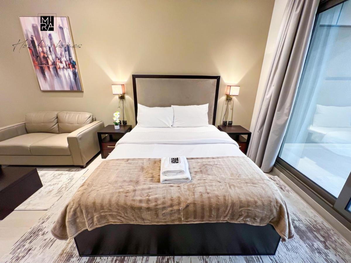 Mira Holiday Homes - Newly Furnished Studio In Downtown Dubaï Extérieur photo